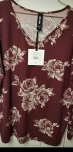 Agnes and Dora V Neck Pullover New